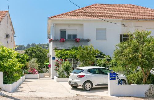 Okrug Donji Apartamento | Apartments by the sea Okrug Donji, Ciovo - 11144