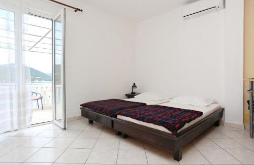 Putnikovic Apartamento | Apartments by the sea Kabli, Peljesac - 10221