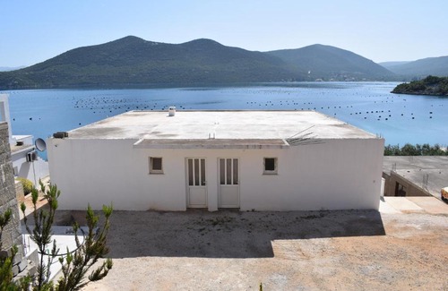 Putnikovic Apartamento | Apartments by the sea Kabli, Peljesac - 10225
