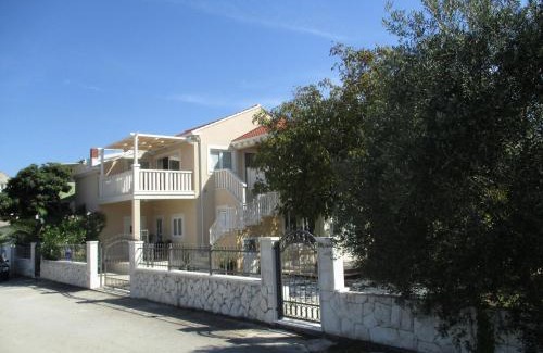 Janjina Apartamento | Apartments Carol