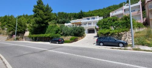 Stanici Apartamento | Apartments Dana