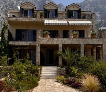 Veliko Brdo Apartamento | Apartments Denis