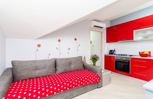 Banici Apartamento | Apartments Donita - Comfort Two Bedroom Apartment with Balcony and Sea View