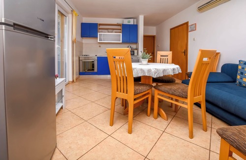 Razanj Apartamento | Apartamentos Ema (22211-A1) - Razanj