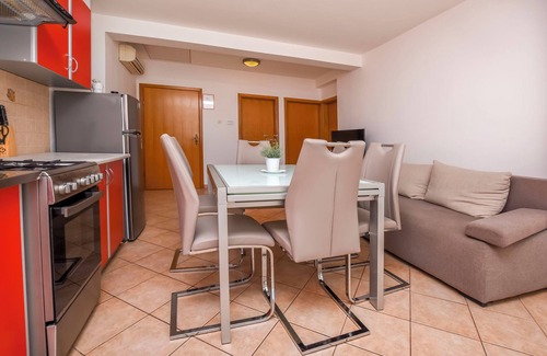Razanj Apartamento | Apartamentos Ema (22211-A2) - Razanj