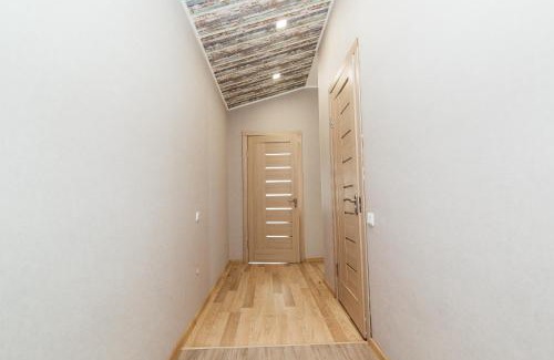 Zarichnyi District Apartamento | Apartments Faraon 4