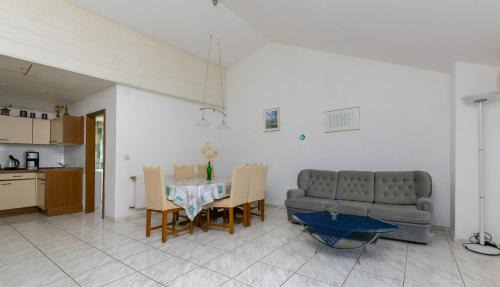 Zavalatica Apartamento | Apartments First row