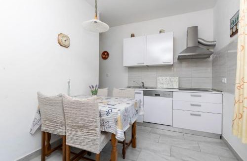 Zavalatica Apartamento | Apartments First row