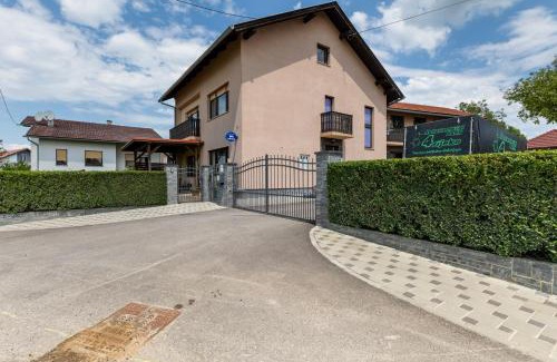 Karlovac Apartamento | Apartments for families with children Karlovac - 20989