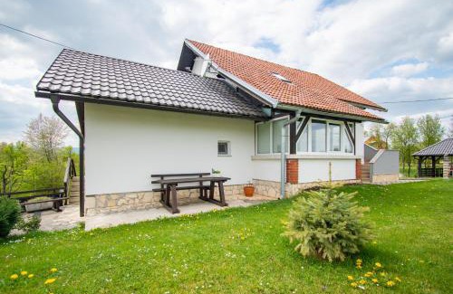 Lipovaca Dreznicka Apartamento | Apartments for families with children Lipovaca, Plitvice - 19450