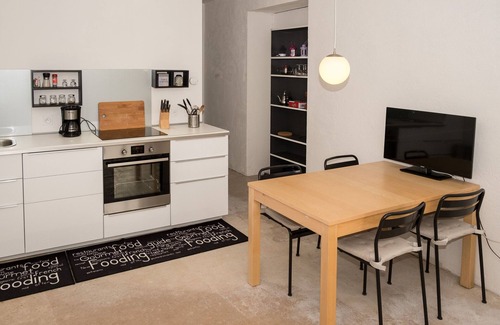 Maureillas-Las-Illas Apartamento | Apartamentos en una antigua fábrica de corcho, cerca del mar Mediterráneo y la frontera española.