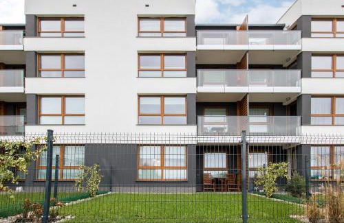 Pierwoszyno Apartamento | Apartments Gdynia Na Fali with Free Parking by Noclegi Renters