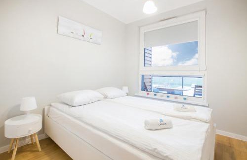 Pierwoszyno Apartamento | Apartments Gdynia Na Fali with Free Parking by Noclegi Renters