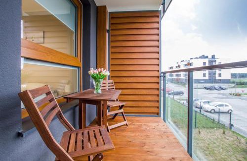 Pierwoszyno Apartamento | Apartments Gdynia Na Fali with Free Parking by Noclegi Renters