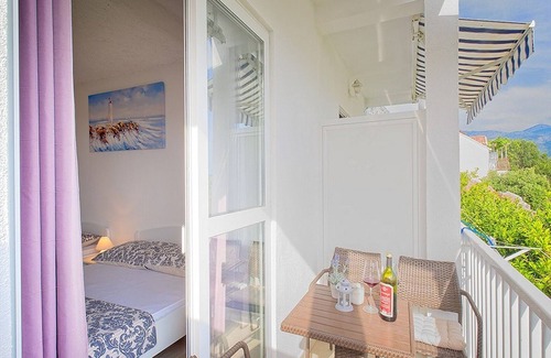 Brasina Apartamento | Apartments Grljević - Studio Apartment with Balcony and Sea View (A3)