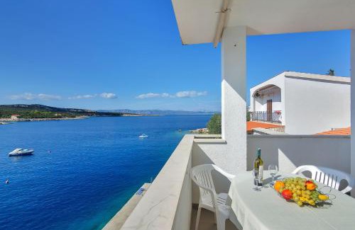 Pokrivenik Apartamento | Apartments Igor - 5m from beach