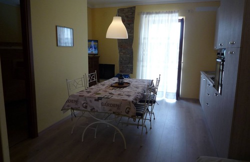 Serralunga d'Alba Apartamento | apartamentos en Serralunga d'Alba con piscina panorámica