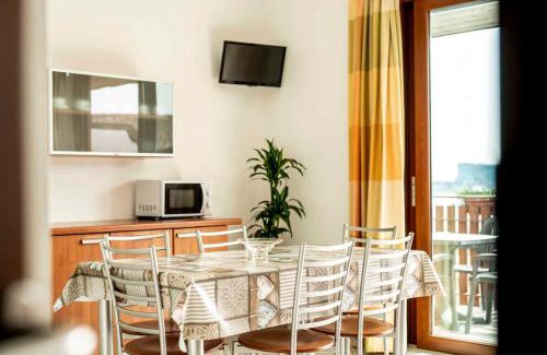 Villaggio Sanghen Apartamento | Apartments in Manerba del Garda 22047