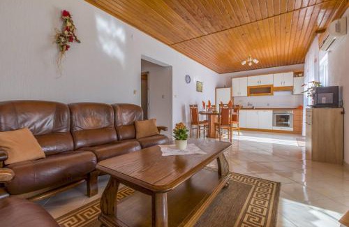 Povile Apartamento | Apartments in Povile 39116
