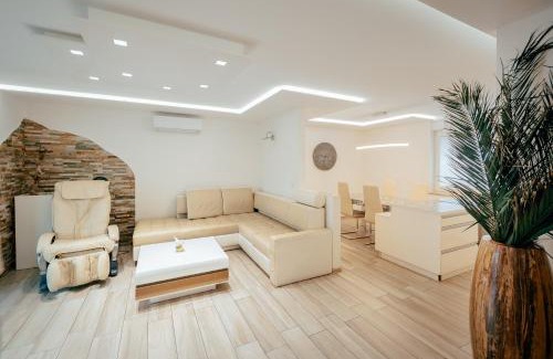 Bezigrad District Apartamento | Apartments in Villa Olimp