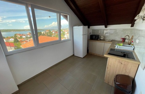 Gornji Karin Apartamento | Apartments Jenny (11205-A1) - Karin Gornji
