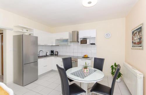 Sutivan Apartamento | Apartments Jerko