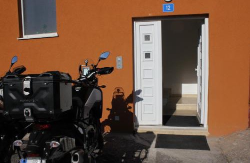 Donje Polje Apartamento | Apartments Kapisoda