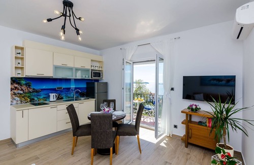 Brasina Apartamento | Apartments Knego - Comfort One Bedroom Apartment with Balcony and Sea View