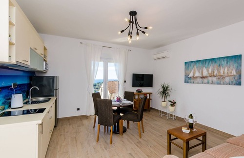 Brasina Apartamento | Apartments Knego - Comfort One Bedroom Apartment with Balcony and Sea View