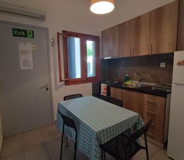Nea Potidaia Apartamento | Apartments Konstantinidis