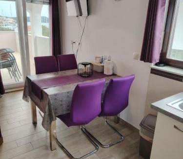 Jezera Apartamento | Apartments Lavanda - free parking and grill