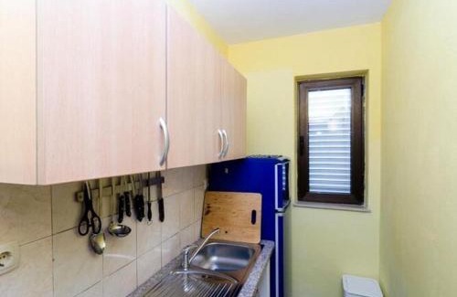 Drace Apartamento | Apartments Leme - Two Bedroom Apartment with Balcony and Sea View Ap1