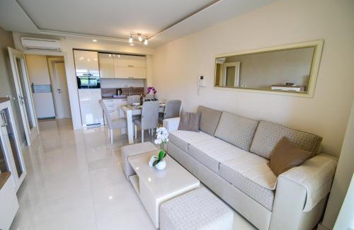 Promajna Apartamento | Apartments Leone Lukas