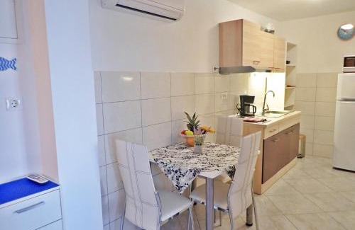 Baric Draga Apartamento | Apartments Lilly by the sea