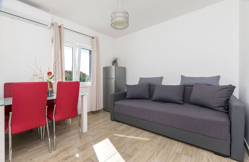 Ruskamen Apartamento | Apartamentos Lorenzo (26581-A5) - Lokva Rogoznica