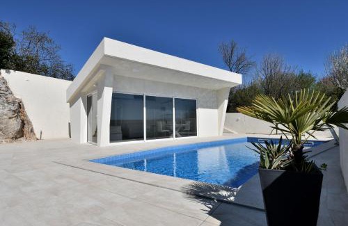 Mihotici Apartamento | Apartments Lux with pool