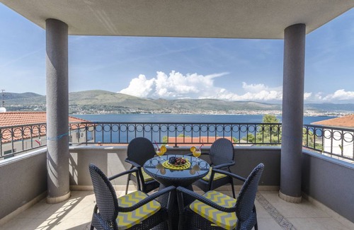 Okrug Donji Apartamento | Apartments Maja