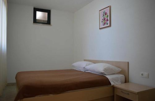 Zivogosce Apartamento | Apartments Majstrovic