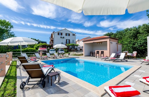 Srebreno Apartamento | Apartamentos Mali Paradiso - Apartamento Confort de una habitación con balcón y vista a la piscina