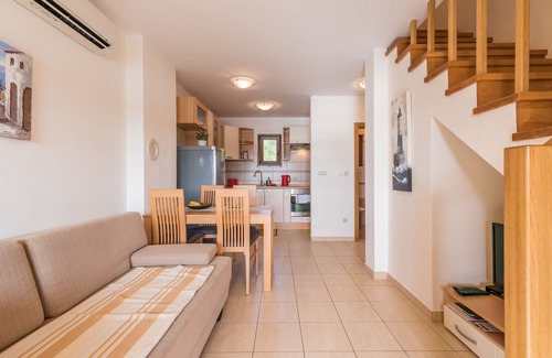 Klimno Apartamento | Apartments Marjanca, (16182), Klimno, Croatia