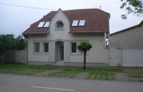 Csongrad Apartamento | Apartments-Mini-Hotel