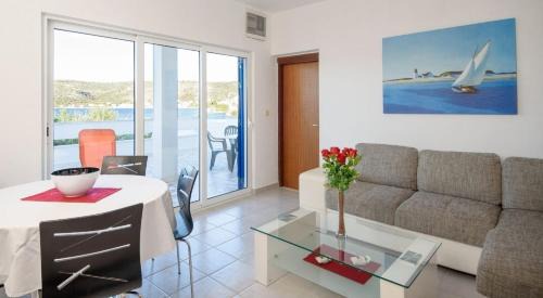 Razanj Apartamento | Apartments Modri Dragulj