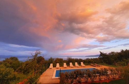 Opatija Apartamento | Apartments Nika with swimming pool and beautiful sea view
