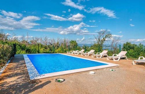 Opatija Apartamento | Apartments Nika with swimming pool and beautiful sea view
