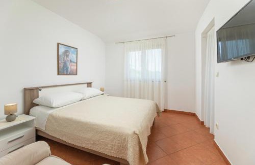 Malinska-Dubasnica Apartamento | Apartments Novak by El-Pi Tours