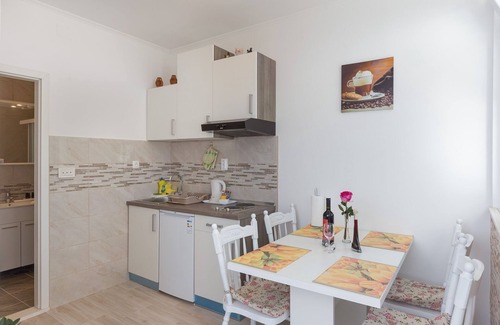 Brasina Apartamento | Apartments Olive - One Bedroom Apartment with Terrace and Partial Sea View - Popolica 50