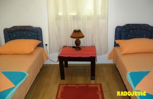 Kaluđerac Apartamento | Apartments Radojević