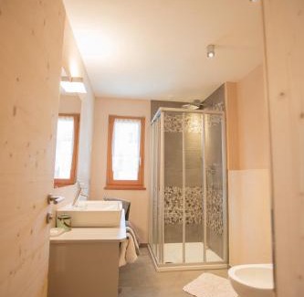 Rasun di Sotto Apartamento | Apartments Resi