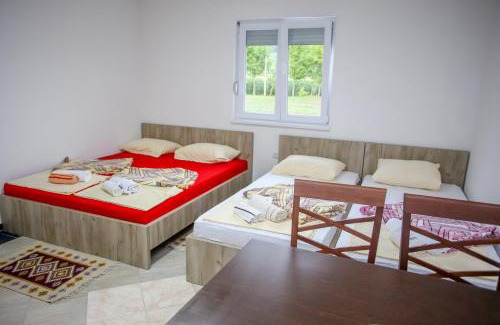 Mali Radic Apartamento | Apartments River Una 4