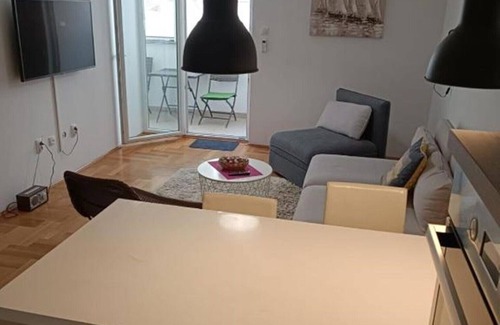 Trebinje Apartamento | Apartments Romana - One Bedroom Apartment with Balcony